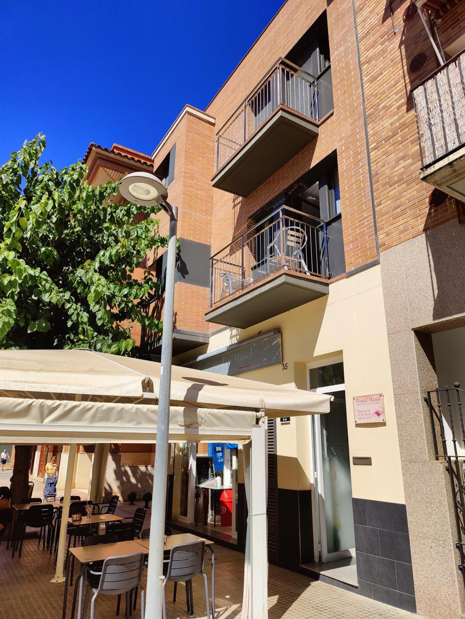 Hostal Manel Pineda de Mar Exterior foto
